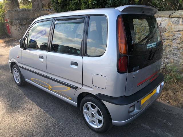 2010 Perodua Kenari 1.0 EZ 5dr Auto