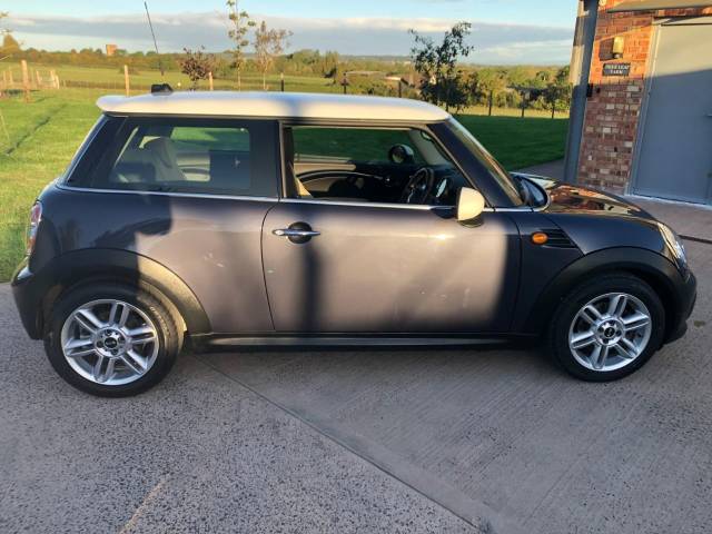 2013 Mini Hatchback 1.6 Cooper 3dr Auto