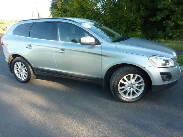 2009 Volvo XC60 2.4 D5 SE Lux 5dr Geartronic